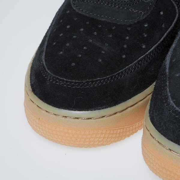 Sneakers buty Nike Air Force 1 High '07 LV8 Suede black / black-gum med brown (AA1118-001)