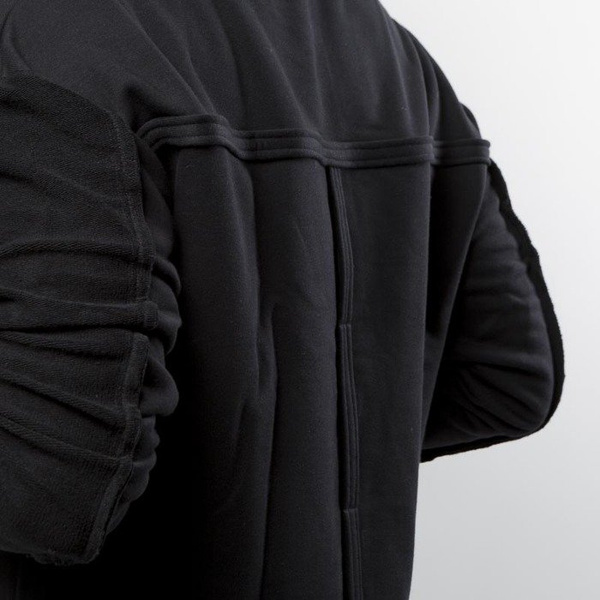 Urban Flavours bluza Mental Pocket Crewneck black