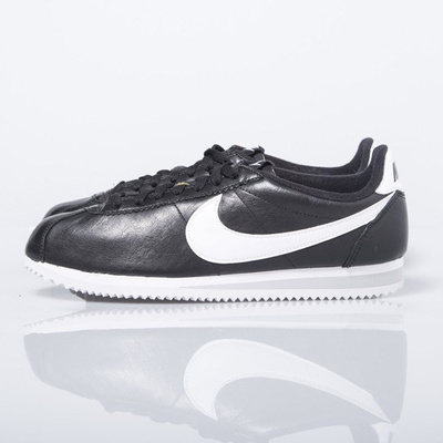 Sneakers buty Nike Classic Cortez Premium black / white (807480-010)