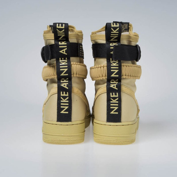 Sneakers buty zimowe Nike SF AF1 club gold (864024-700)