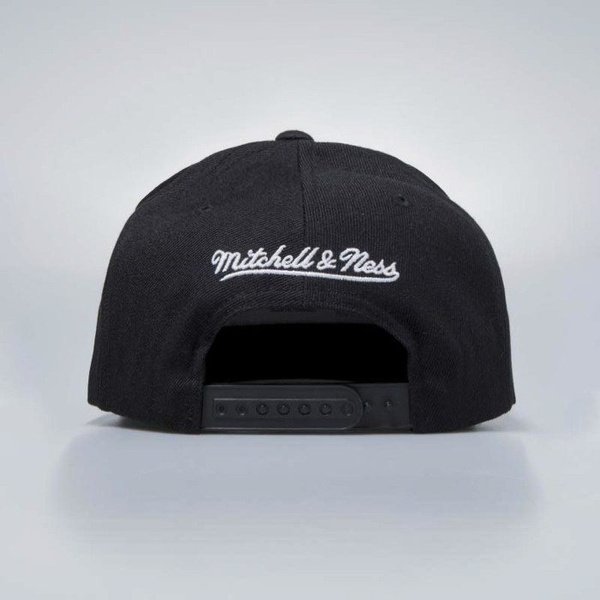 Czapka Mitchell & Ness snapbeck Chicago Bulls black Full Dollar