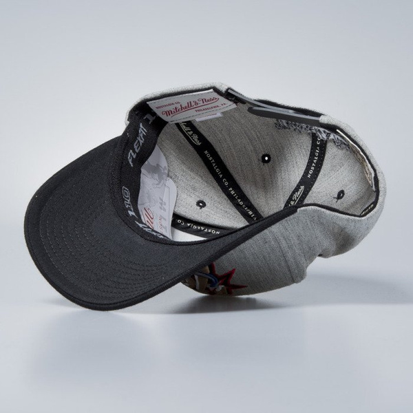 Czapka Mitchell & Ness snapback Philadelphia 76ers grey / black Team Logo 2-Tone