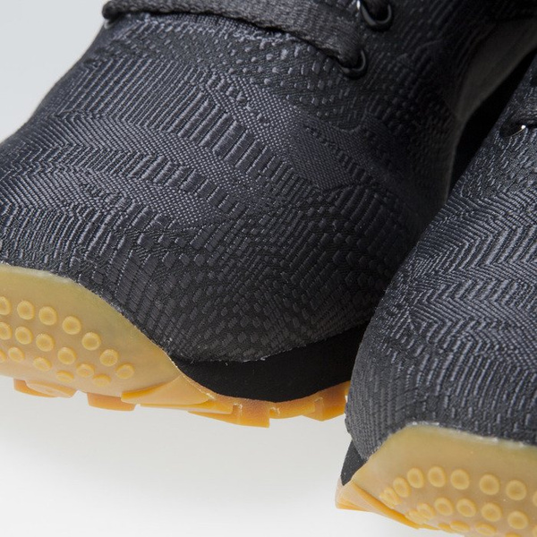 Sneakers buty Reebok Classic Runner Jacquard TC coal / black / mgh solid grey (V67886)