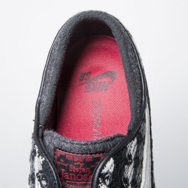 Sneakers buty Nike SB Stefan Janoski Warmth black / ivory-gym red 685277-016