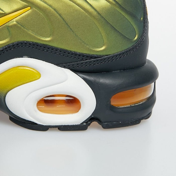 Sneakers buty Nike Air Max Plus SE anthracite/amarillo (AJ2013-005)