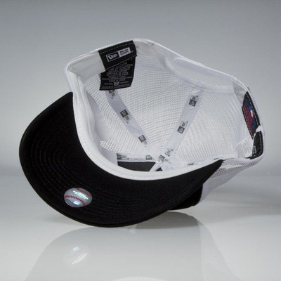 New Era snapback New York Yankees Clean Trucker Cap black / white 
