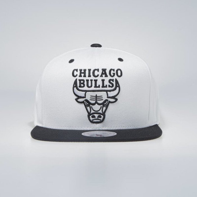 Mitchell & Ness cap snapback Chicago Bulls black / white