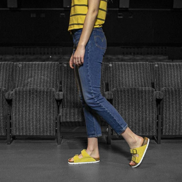 Koszulka damska Levi's Graphic Surf Tee 90s Serif honey