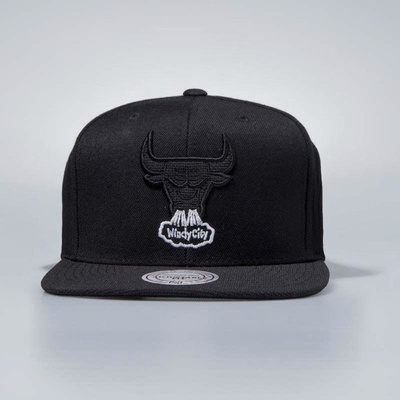 Czapka Mitchell & Ness snapbeck Chicago Bulls black Full Dollar