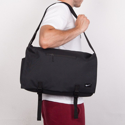 Nike torba Cascade Range Commute black