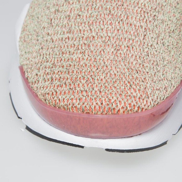 Sneakers buty Nike WMNS Sock Dart Se ghost green / black-hot punch 862412-301