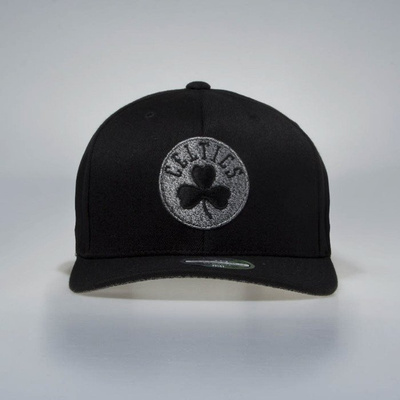 Czapka Mitchell & Ness Snapback Boston Celtics black Melange Logo 110 SB