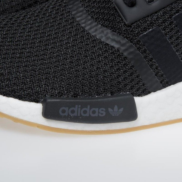 Sneakers buty Adidas Originals NMD_R1 black/black/gum (B42200)