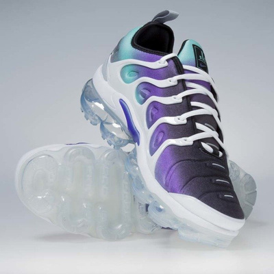 Sneakers Buty Air VaporMax Plus white / fierce purple 924453-101