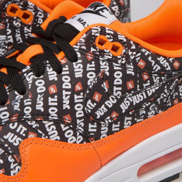 Sneakers buty Nike Air Max 1 Premium black/black-total orange-white (875844-008)