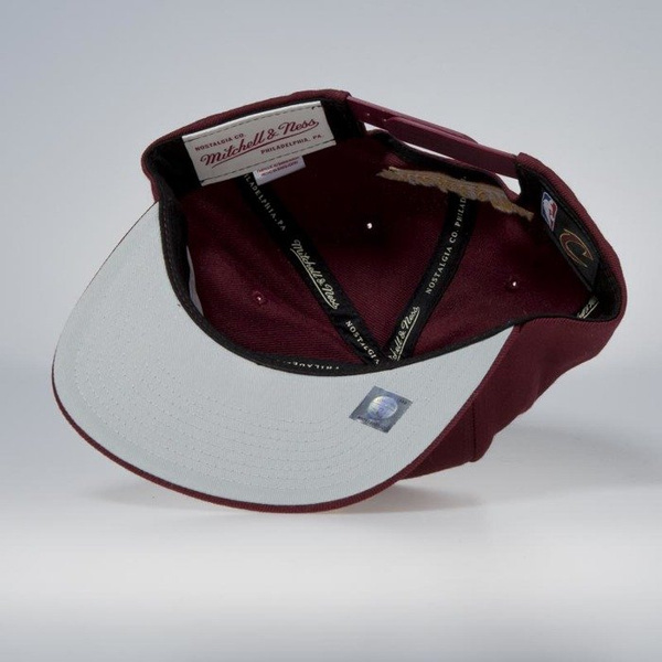 Czapka Mitchell & Ness snapback Cleveland Cavaliers burgundy Twill Circle Patch