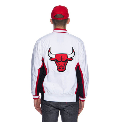 Kurtka Mitchell & Ness Chicago Bulls biała Authentic Warm Up Jacket