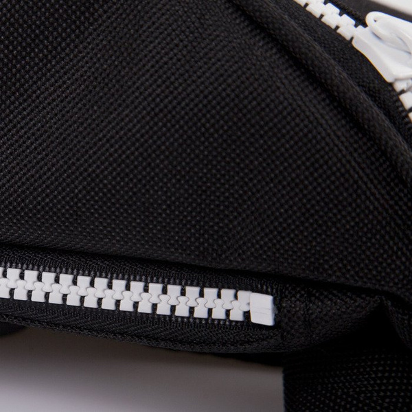 Prosto saszetka Hipbag Lilblk black