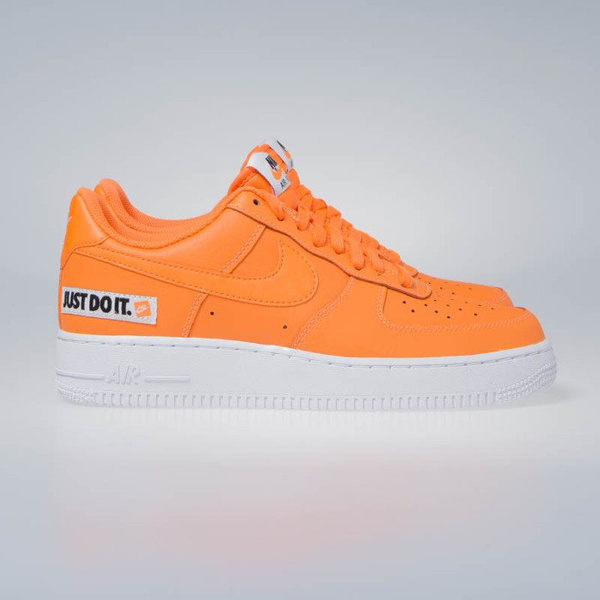 Sneakers buty Nike Air Force 1 '07 LV8 JDI LTHR total orange (BQ5360-800)