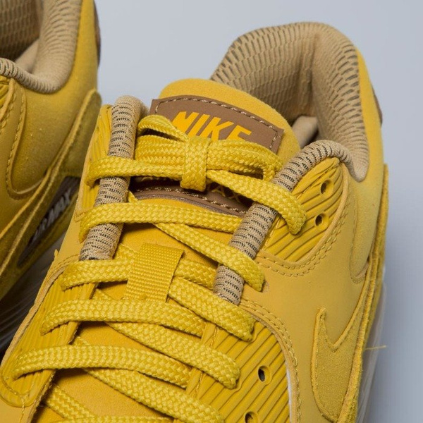 Sneakers buty damskie Nike WMNS Air Max 90 SE mineral yellow / mineral yellow 881105-700