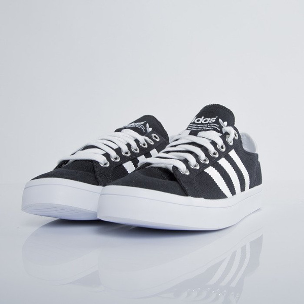 Sneakers buty Adidas CourtVantage black / white (S79302)