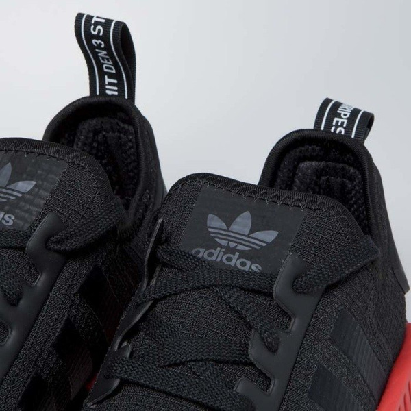 Sneakers buty Adidas Originals NMD_R1 core black / lush red (B37618)