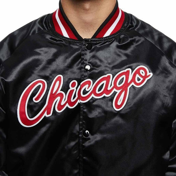 Kurtka Mitchell & Ness Chicago Bulls Jacket black Lightweight Satin Jacket