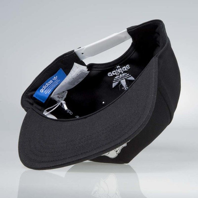 Czapka Adidas snapback Sneakers Cap black BK7382