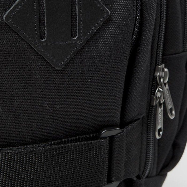 Vans plecak Transient III Skatepack black VN0A2WNXBLK