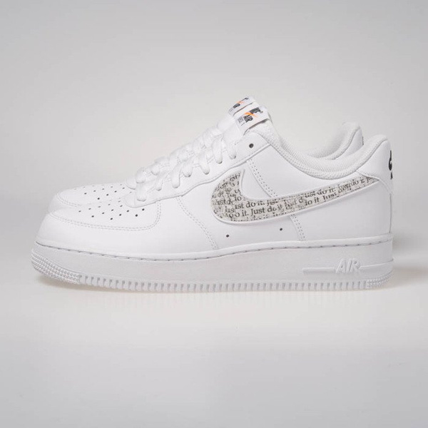 Sneakers buty Nike Air Force 1 '07 LV8 JDI LNTC white/white-black-total orange (BQ5361-100)
