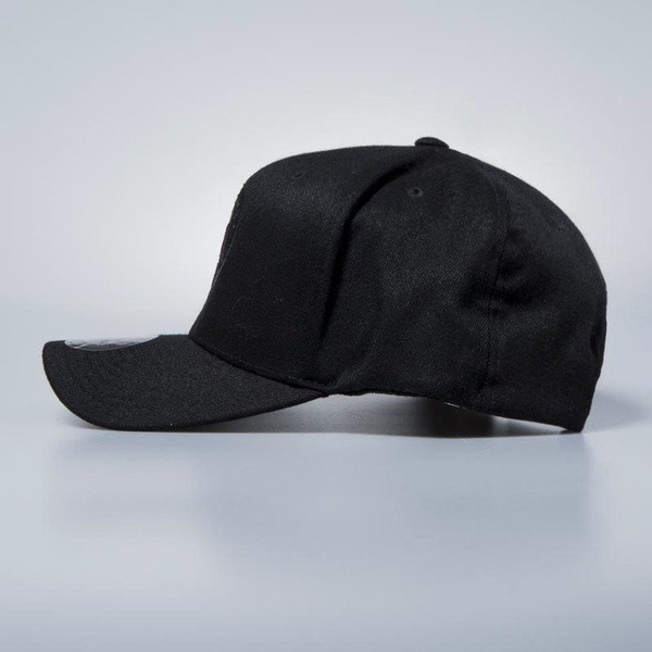Czapka Mitchell & Ness snapback Boston Celtics black Flexfit 110