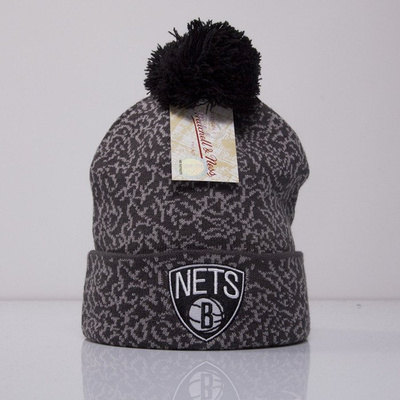 Mitchell & Ness beanie Brooklyn Nets grey Cracked Pattern KL79Z