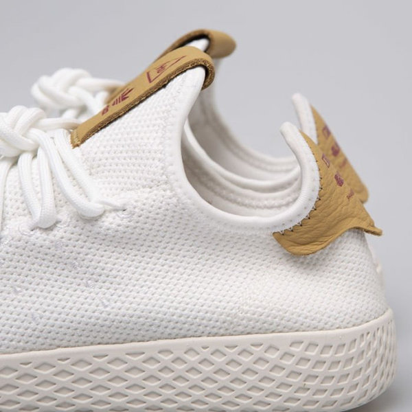 Sneakers damskie buty Adidas Originals Pharrell Williams Tennis Hu ftwwht/ftwwht/rawsan (D96444)