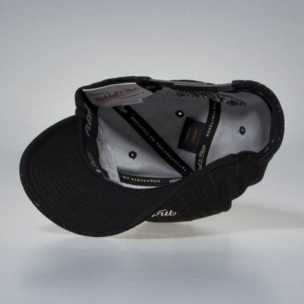 Czapka Mitchell & Ness Snapback Own Brand black Debossed Stretch SB