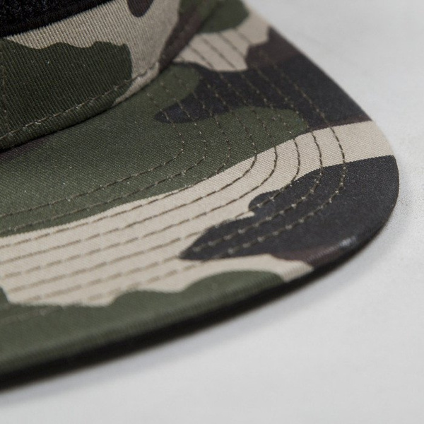 Backyard Cartel czapka snapback Not One woodland camo