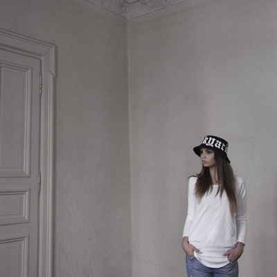 Backyard Cartel kapelusz bucket hat Gothica black