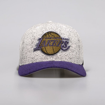 Czapka Mitchell & Ness snapback Los Angeles Lakers white / purple No Rest Snapback
