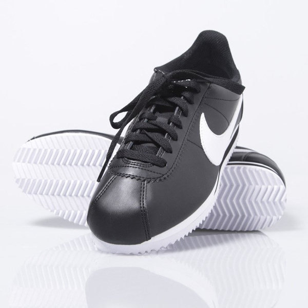 Sneakers buty Nike WMNS Classic Cortez Leather black / white (807471-010)