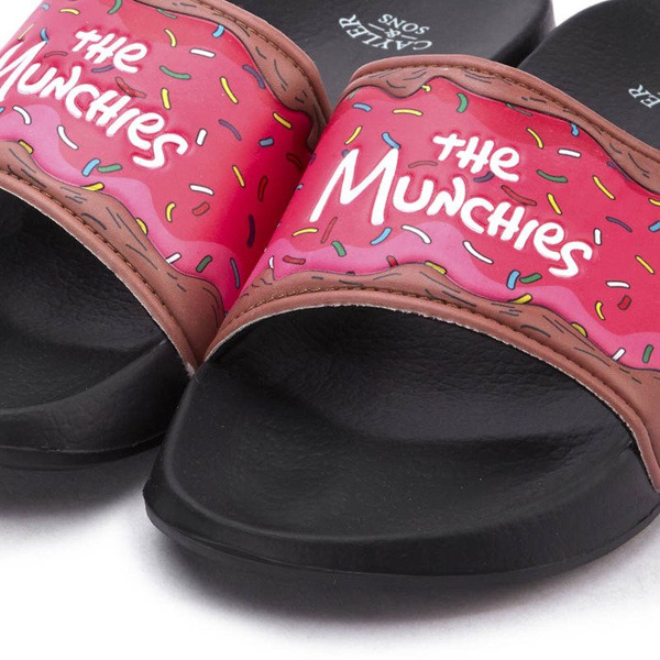 Klapki Cayler & Sons C&S WL MUNCHIES SANDALS black / multicolor