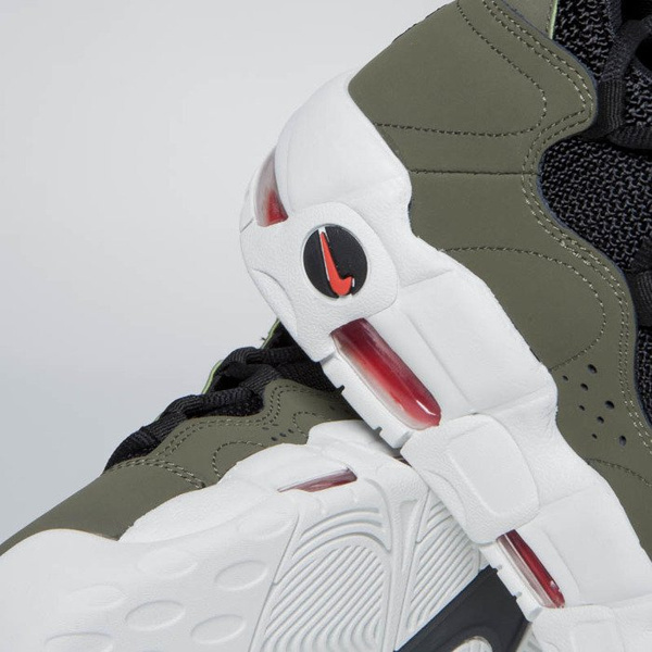 Sneakers buty Nike Air More Money medium olive/black (AJ2998-200)