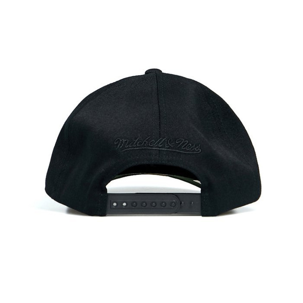 Czapka Mitchell & Ness snapback Boston Celtics black Camo Logo Snapback 5056271953748