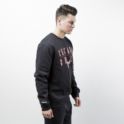 Bluza Mitchell & Ness Chicago Bulls Crewneck black Tight Defense