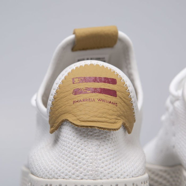 Sneakers damskie buty Adidas Originals Pharrell Williams Tennis Hu ftwwht/ftwwht/rawsan (D96444)