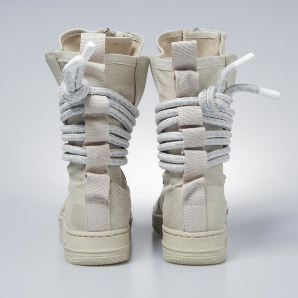 Sneakers buty zimowe damskie Nike SF AF1 High rathan / rathan - white AA3965-200