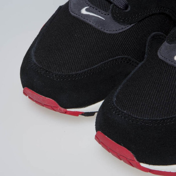 Sneakers buty Nike Air Max 1 Premium black/oil grey-university red (875844-007)