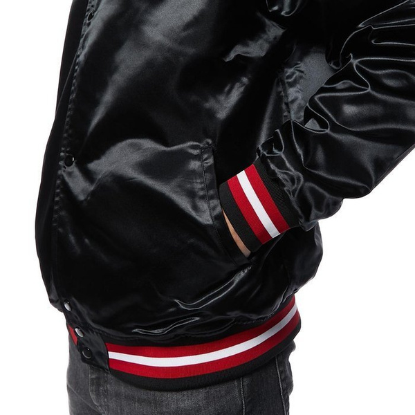 Kurtka Mitchell & Ness Chicago Bulls Jacket black Lightweight Satin Jacket