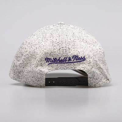 Czapka Mitchell & Ness snapback Los Angeles Lakers white / purple No Rest Snapback