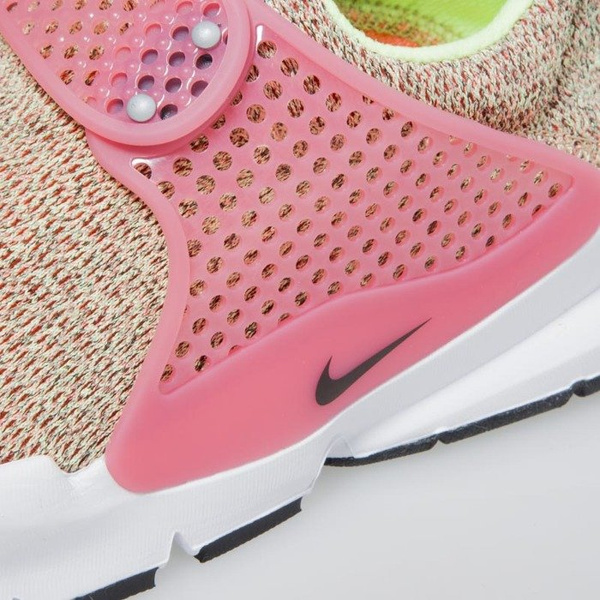 Sneakers buty Nike WMNS Sock Dart Se ghost green / black-hot punch 862412-301