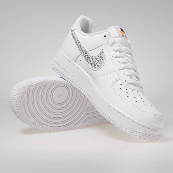 Sneakers buty Nike Air Force 1 '07 LV8 JDI LNTC white/white-black-total orange (BQ5361-100)