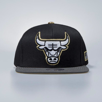 Czapka Mitchell & Ness snapbeck Chicago Bulls black Gold Tip